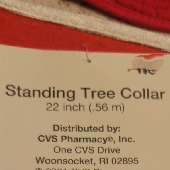 Merry Brite Standing Christmas Tree Collar - Picture 5 of 5